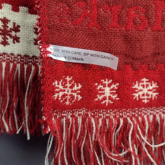 Maker's Mark Scarf - Picture 5 of 5